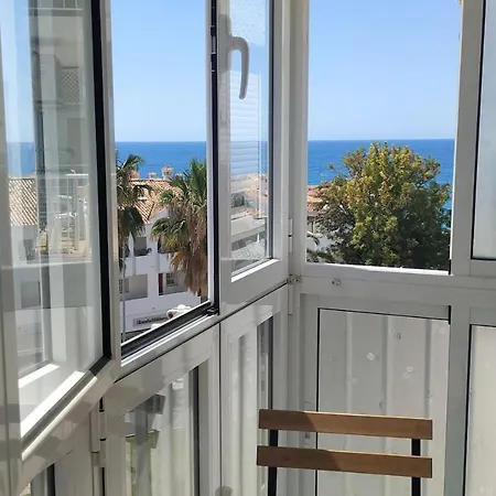 Gaviota Holidays Piscina Y Playa *