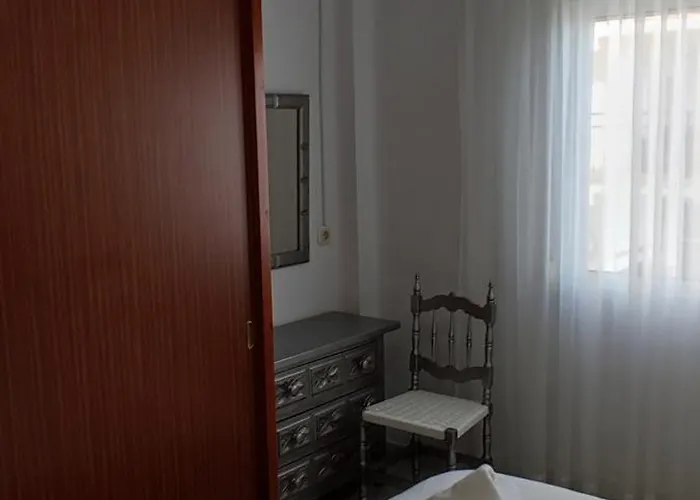 Gaviota Holidays Piscina Y Playa Nerja