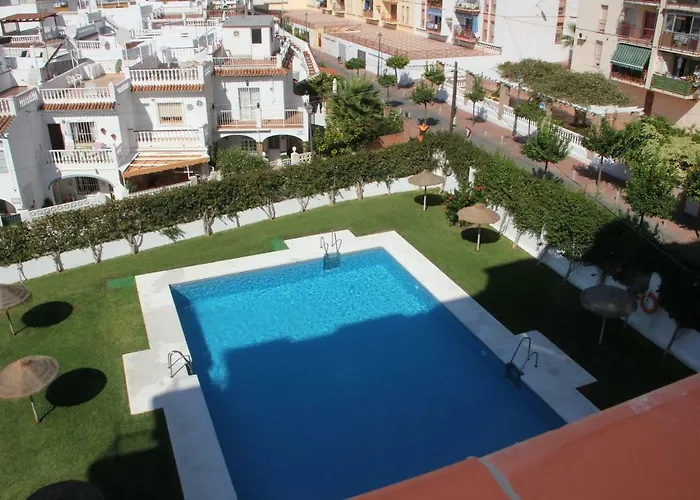 Gaviota Holidays Piscina Y Playa *