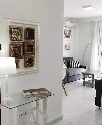 Gaviota Holidays Piscina Y Playa * Нерха