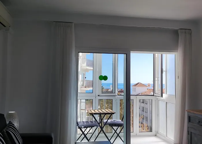 Апартаменты Gaviota Holidays Piscina Y Playa *