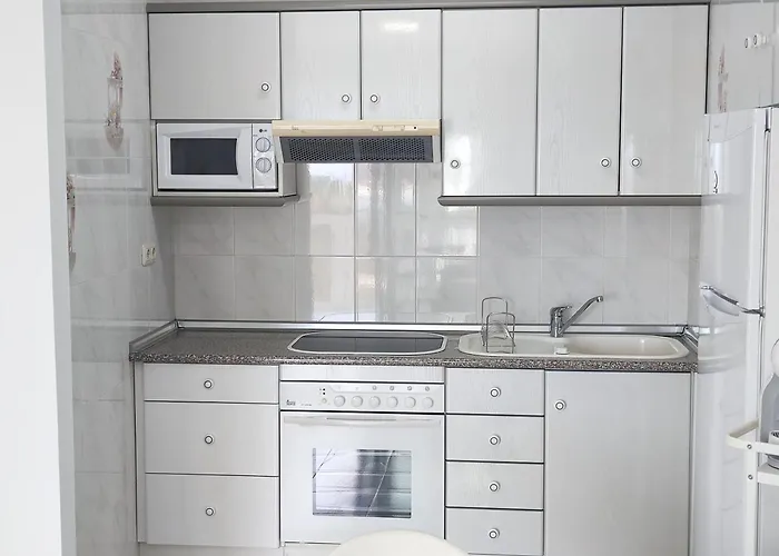 Gaviota Holidays Piscina Y Playa Apartment Nerja