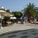 Gaviota Holidays Piscina Y Playa アパート *